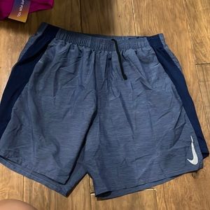 Large men Nike shorts